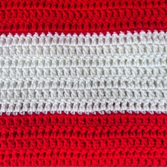 Handmade Crochet American Flag Afghan Patriotic Red White and Blue Huge! USA GUC - Picture 9 of 12